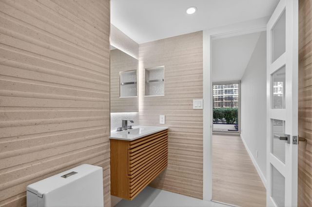 525 N Ocean Boulevard 422, Pompano Beach, FL 33062