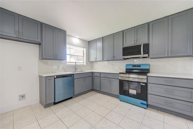 7543 Wilmerdean Street, Houston, TX 77061