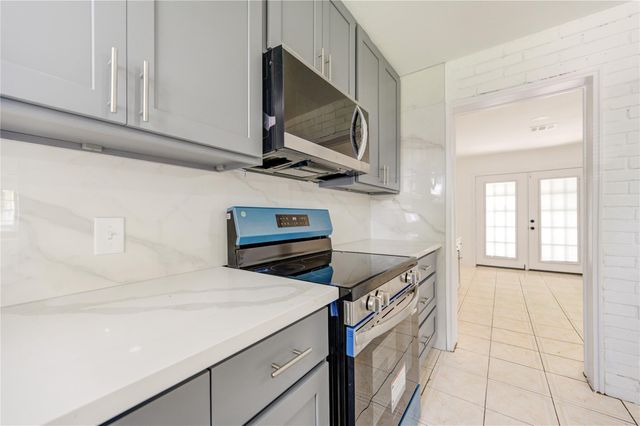 7543 Wilmerdean Street, Houston, TX 77061