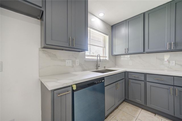 7543 Wilmerdean Street, Houston, TX 77061