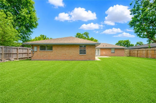 7543 Wilmerdean Street, Houston, TX 77061