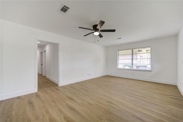 7543 Wilmerdean Street, Houston, TX 77061