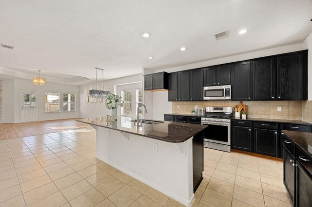 2710 Mustang Hill Lane, Katy, TX 77449