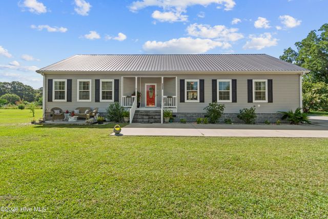 2380 Cardinal Avenue NW, Longwood, NC 28452