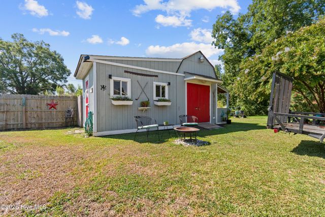 2380 Cardinal Avenue NW, Longwood, NC 28452