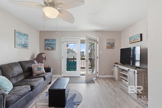 1476 W Lagoon Avenue B, Gulf Shores, AL 36542