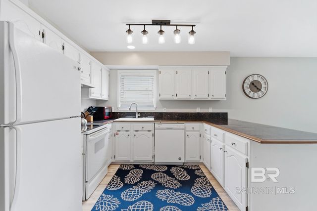 1476 W Lagoon Avenue B, Gulf Shores, AL 36542