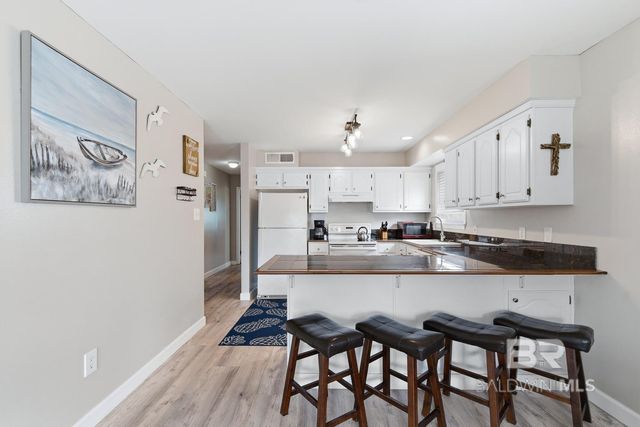 1476 W Lagoon Avenue B, Gulf Shores, AL 36542