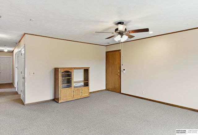 7904 Park Drive, Ralston, NE 68127