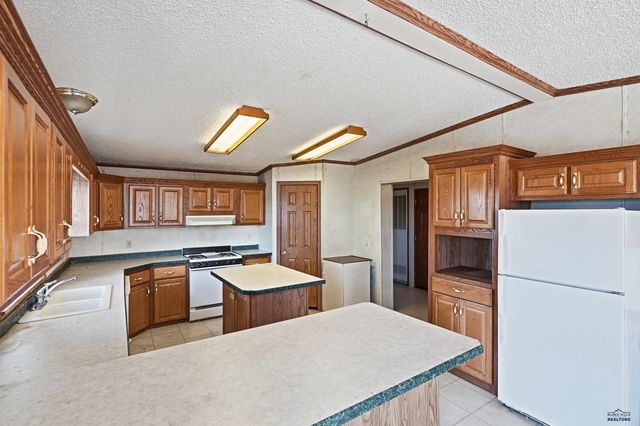 112 WESTSIDE DR, Box Elder, SD 57719