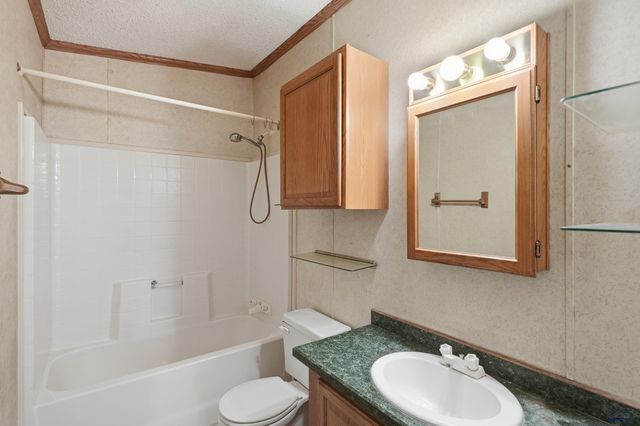 112 WESTSIDE DR, Box Elder, SD 57719