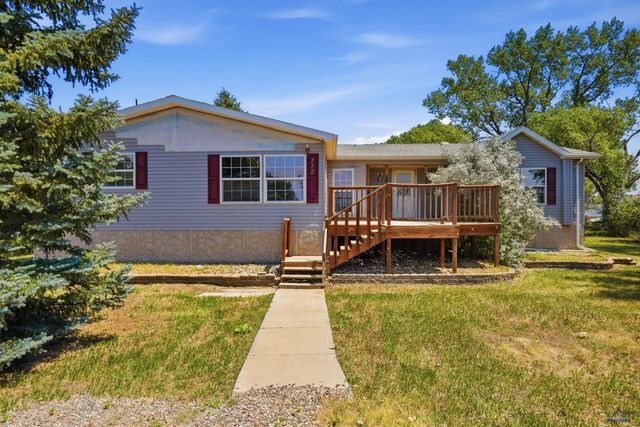 112 WESTSIDE DR, Box Elder, SD 57719