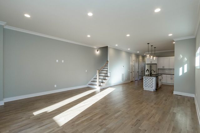 907A 32nd Ave, N, Nashville, TN 37209