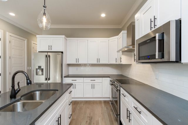 907A 32nd Ave, N, Nashville, TN 37209