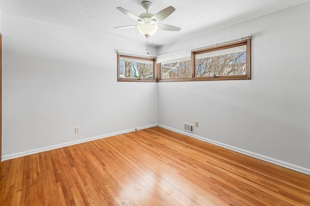 6851 7th Street NE, Fridley, MN 55432