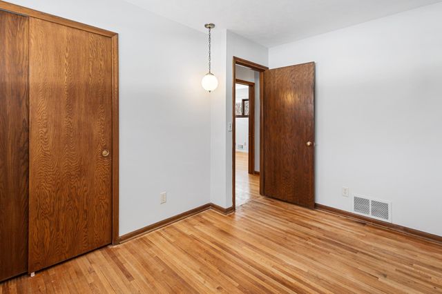 6851 7th Street NE, Fridley, MN 55432