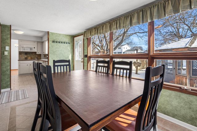 6851 7th Street NE, Fridley, MN 55432