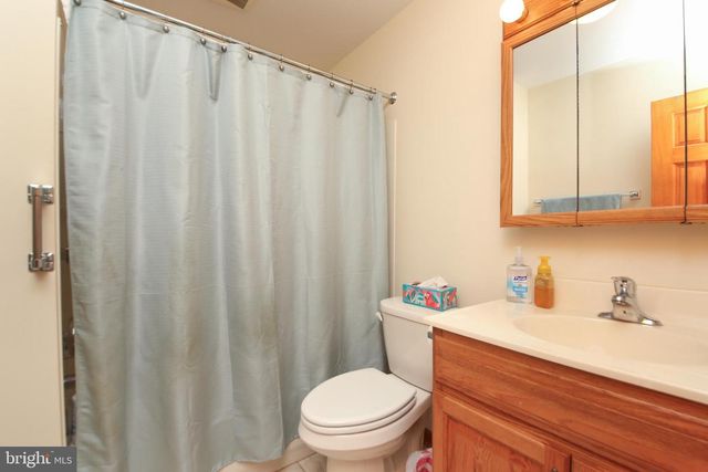 43 EVERGREEN DR, Doylestown, PA 18901