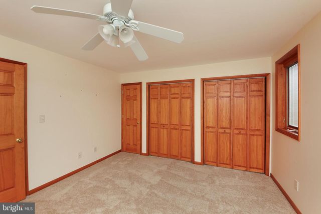 43 EVERGREEN DR, Doylestown, PA 18901