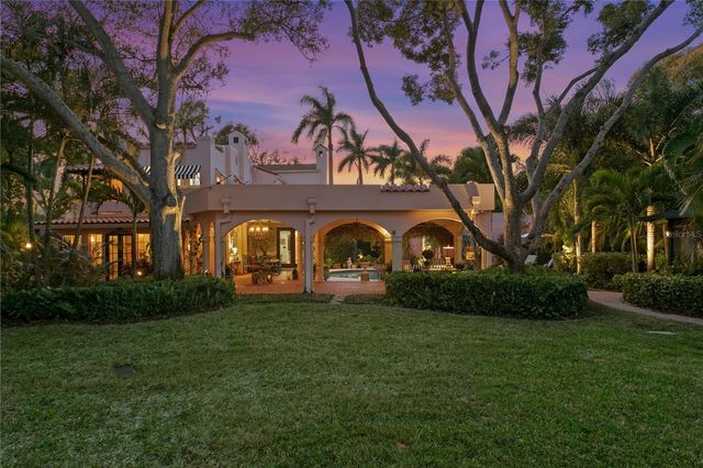 7211 3RD AVENUE S, St Petersburg, FL 33707