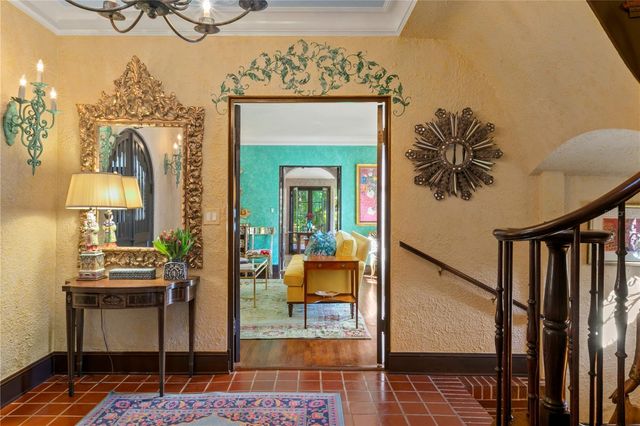 7211 3RD AVENUE S, St Petersburg, FL 33707