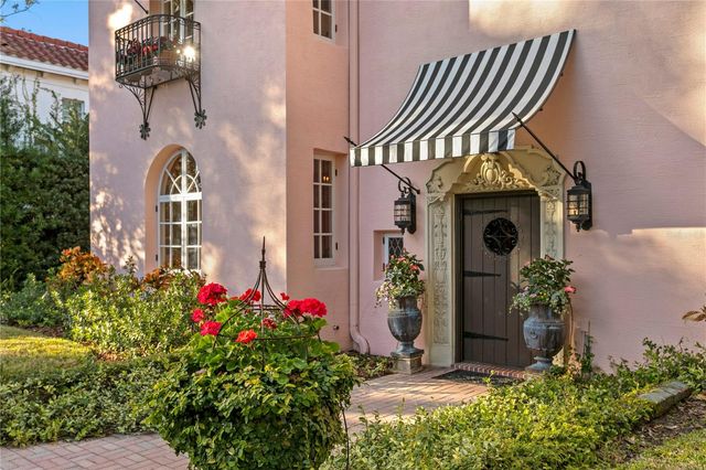 7211 3RD AVENUE S, St Petersburg, FL 33707