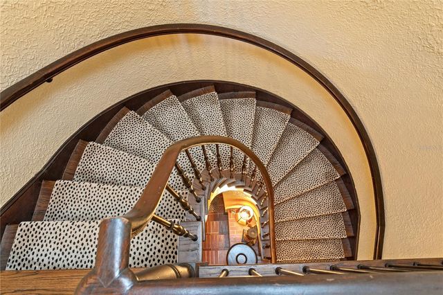 7211 3RD AVENUE S, St Petersburg, FL 33707