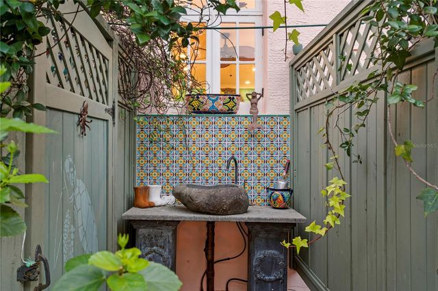 7211 3RD AVENUE S, St Petersburg, FL 33707