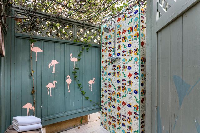 7211 3RD AVENUE S, St Petersburg, FL 33707