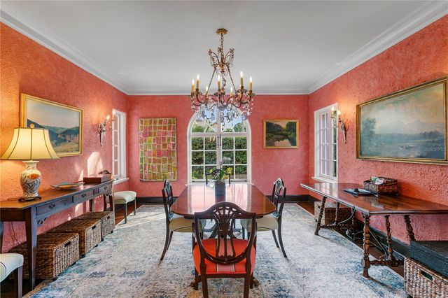 7211 3RD AVENUE S, St Petersburg, FL 33707