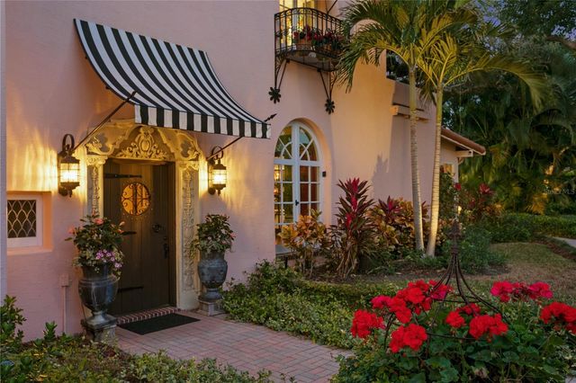 7211 3RD AVENUE S, St Petersburg, FL 33707