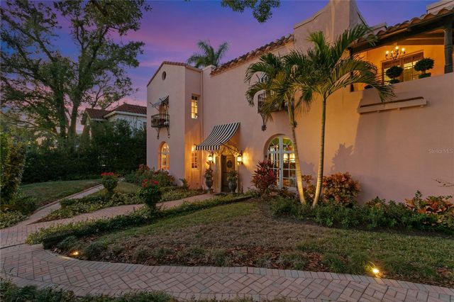 7211 3RD AVENUE S, St Petersburg, FL 33707