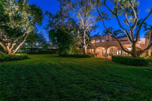 7211 3RD AVENUE S, St Petersburg, FL 33707