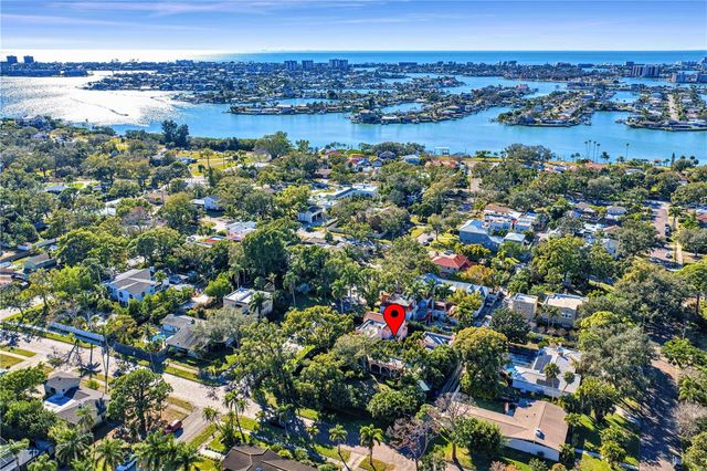 7211 3RD AVENUE S, St Petersburg, FL 33707