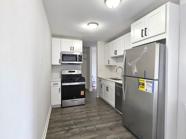 1375 Rebecca Drive 219, Hoffman Estates, IL 60194