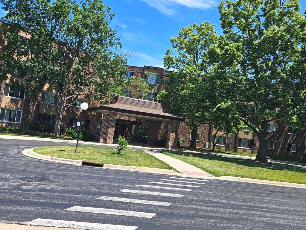1375 Rebecca Drive 219, Hoffman Estates, IL 60194
