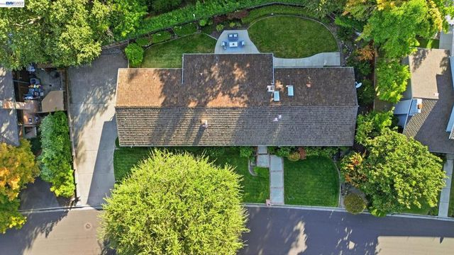 2402 Royal Oaks Drive, Alamo, CA 94507