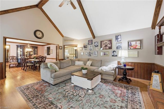 250 Hedrick Drive, Kernersville, NC 27284