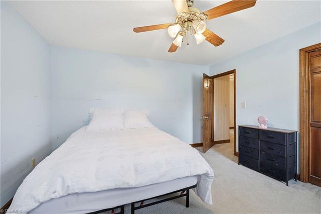 250 Hedrick Drive, Kernersville, NC 27284