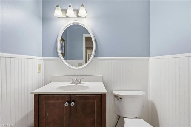 250 Hedrick Drive, Kernersville, NC 27284
