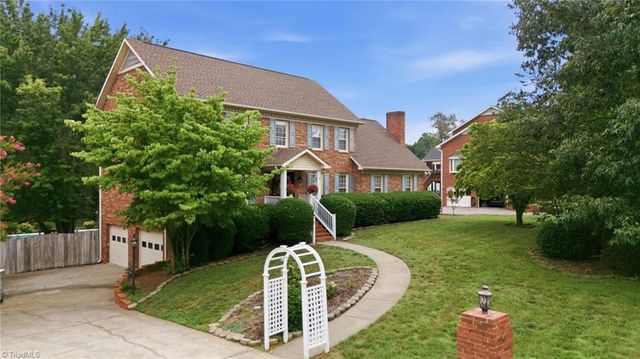 250 Hedrick Drive, Kernersville, NC 27284