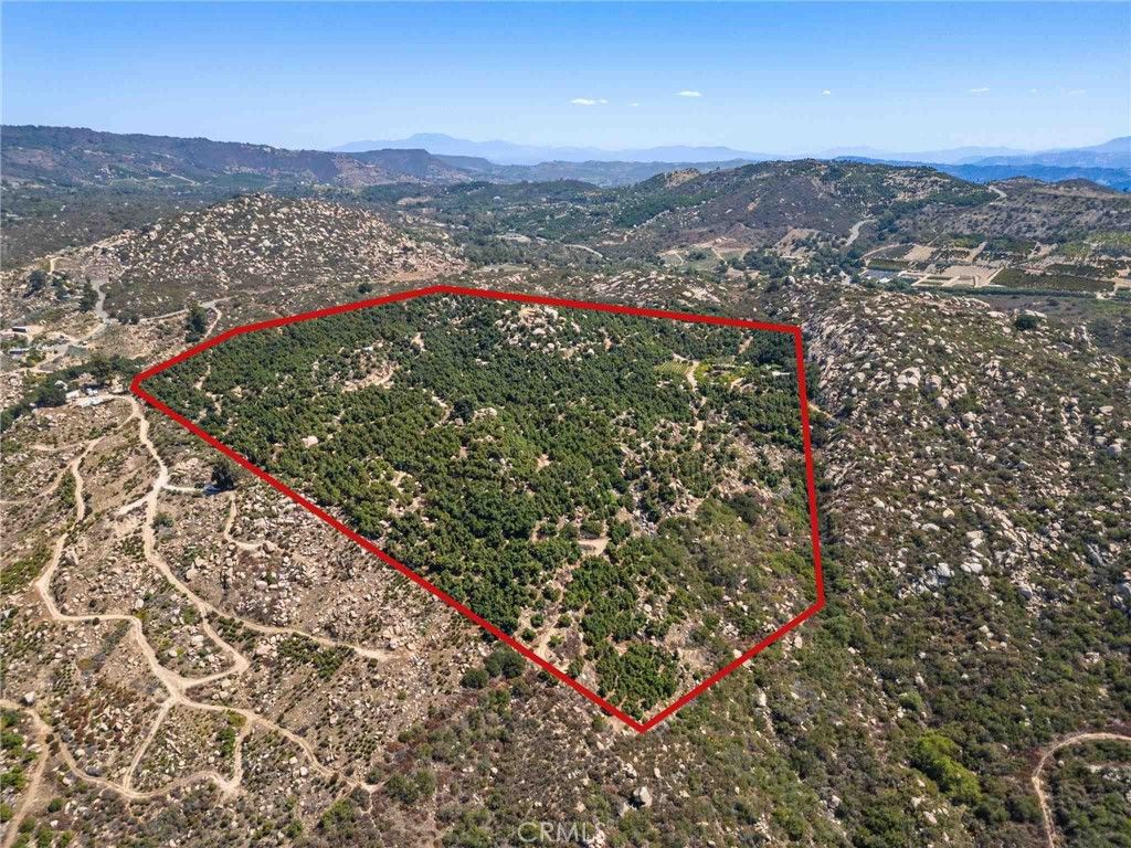 Image 2 of property listing at 0 Los Casitas, Temecula, CA 92590