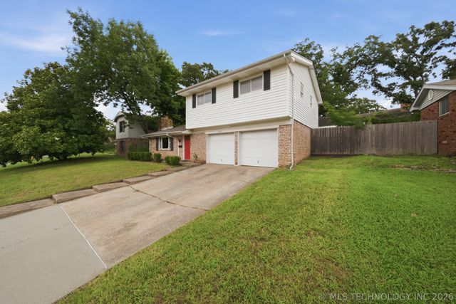 5309 S 32nd West Avenue, Tulsa, OK 74103