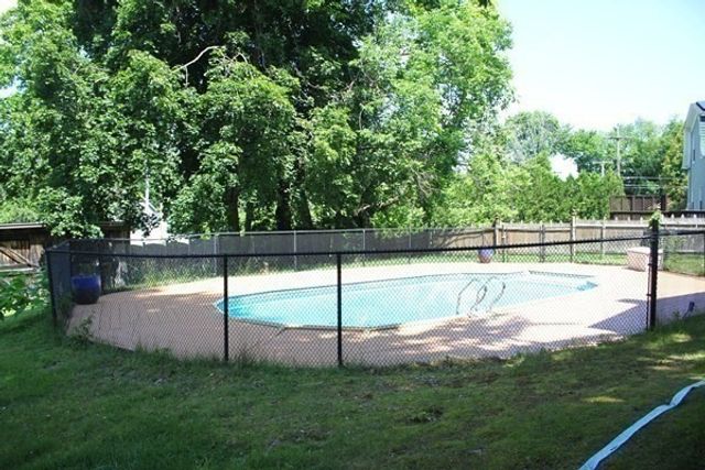 32 Ash St, Winchendon, MA 01475
