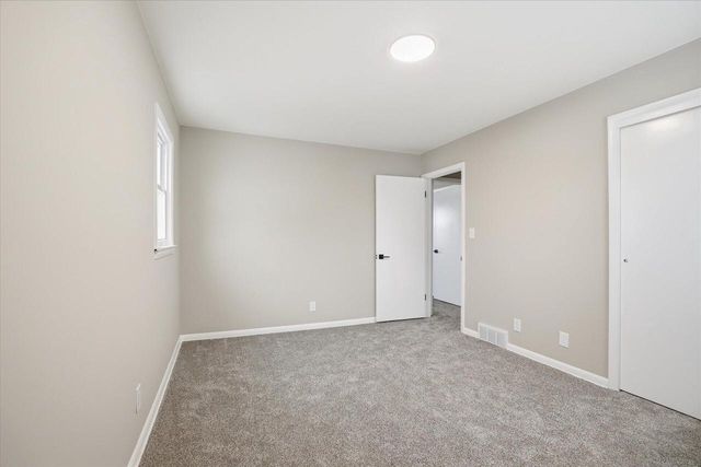 5801 W Allwood DRIVE, Franklin, WI 53132