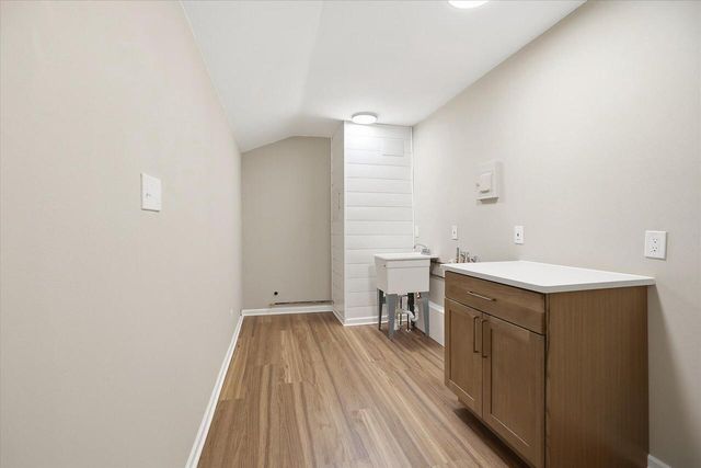 5801 W Allwood DRIVE, Franklin, WI 53132