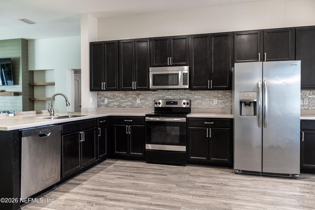 86473 MOONLIT WALK Circle, Yulee, FL 32097