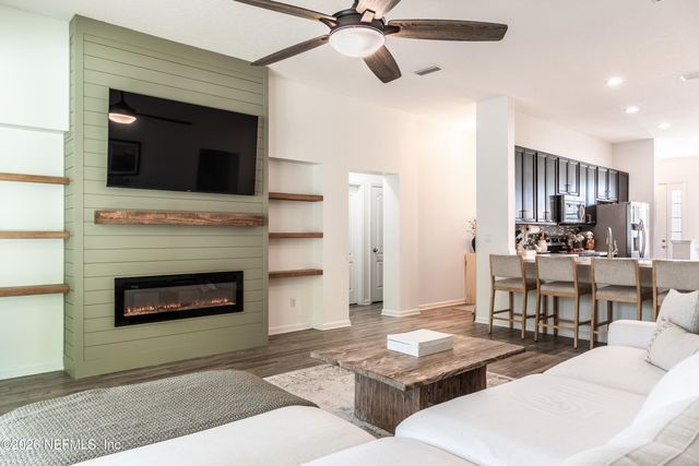 86473 MOONLIT WALK Circle, Yulee, FL 32097