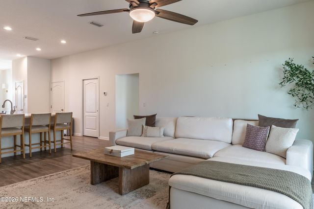 86473 MOONLIT WALK Circle, Yulee, FL 32097