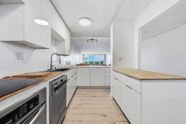 6 Royal Palm Way 605, Boca Raton, FL 33432